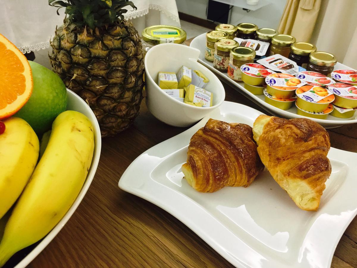 Villa Paola B&B 锡耶纳 外观 照片