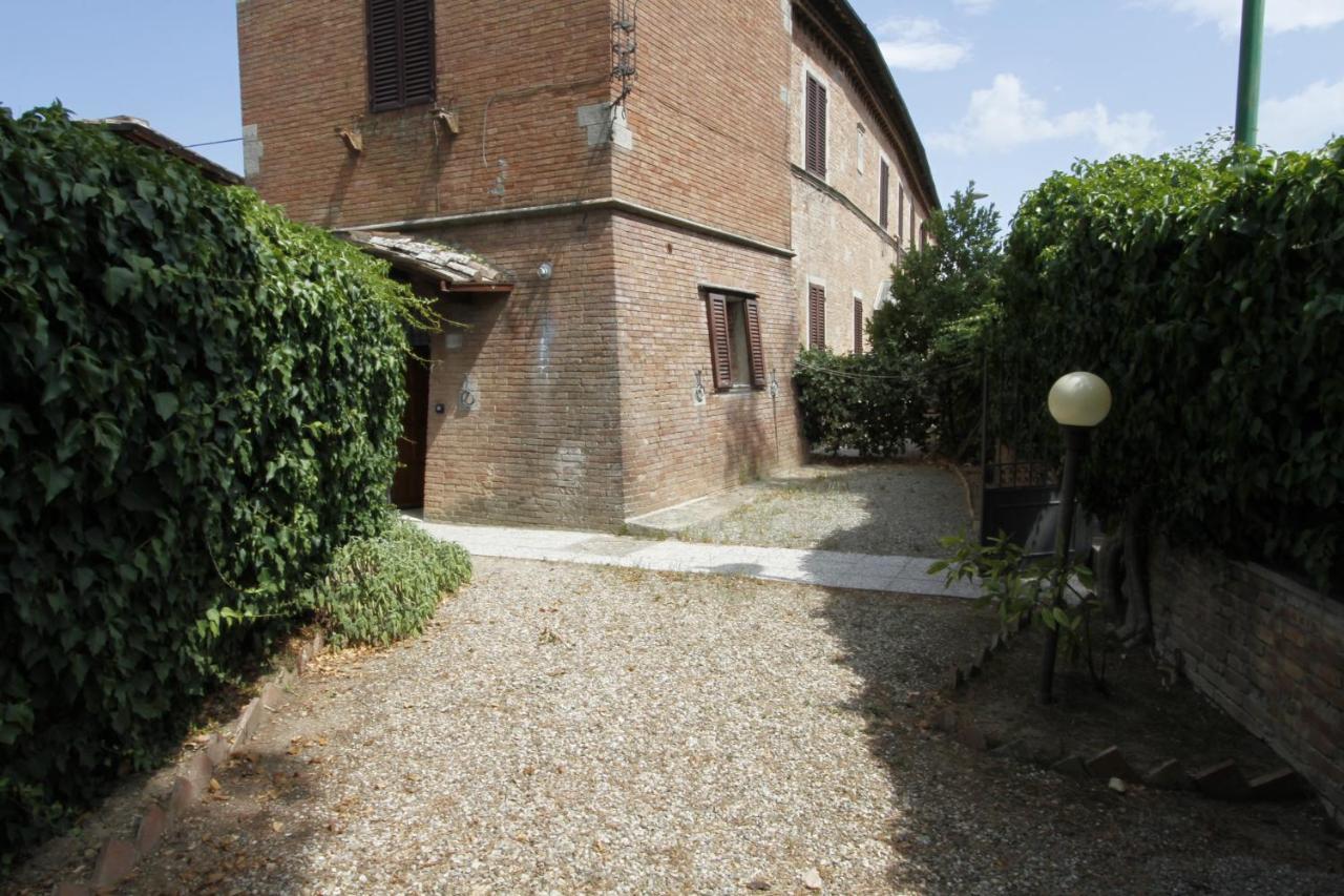 Villa Paola B&B 锡耶纳 外观 照片