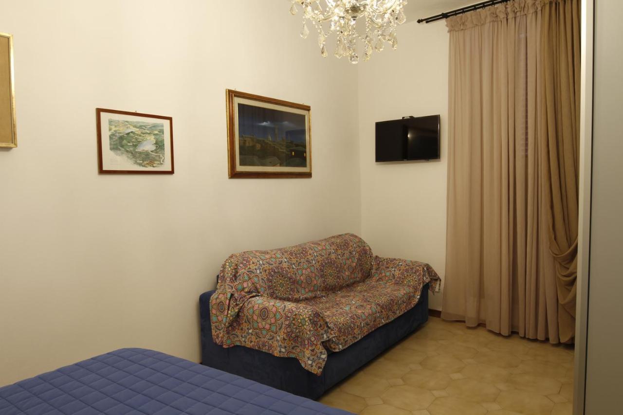 Villa Paola B&B 锡耶纳 外观 照片